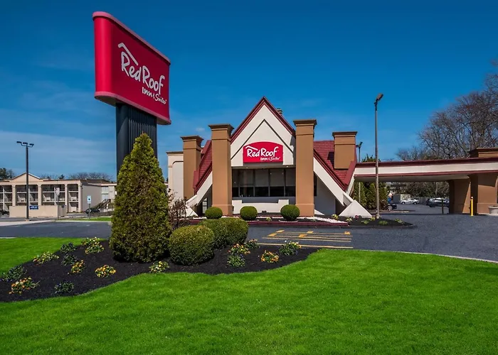 Red Roof Inn And Suites Newark - University